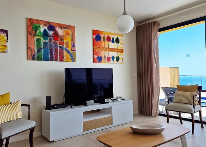 Eden Sun - A Modern Luxury Villa With A Panoramic View